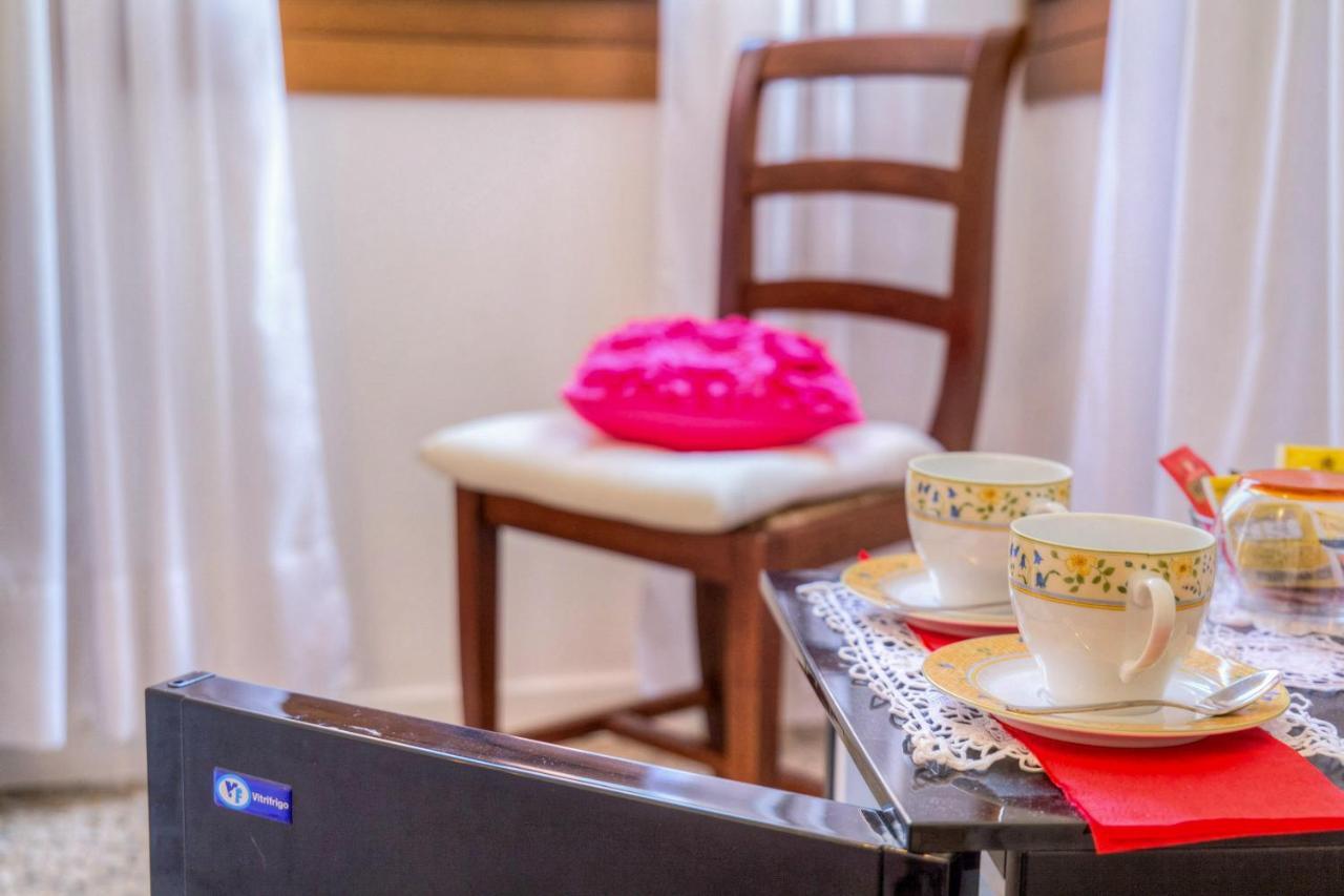 Residenza De L'Osmarin Suites Venice Luaran gambar