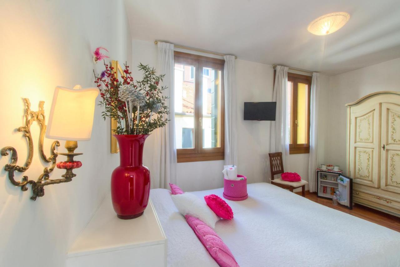 Residenza De L'Osmarin Suites Venice Luaran gambar